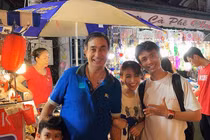 Minh Nhựa chụp ảnh với con gái 20 tuổi, dân mạng nói điều sốc