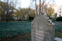 Tiết lộ “sốc” về mộ trùm mật vụ Đức quốc xã