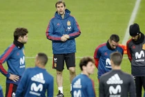 Tây Ban Nha sa thải HLV trước khai mạc WC 2018: Được hay mất? 