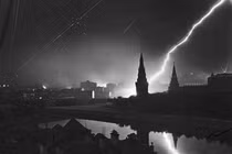 Những khoảnh khắc ám ảnh nhất lịch sử nhân loại 