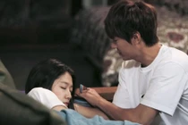 "Đằng nào mai cũng ly hôn, cho tôi ngủ nhờ đêm nay"