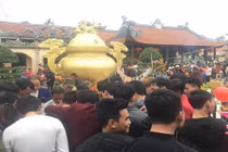 Thăm phiên chợ se duyên độc nhất thành Nam