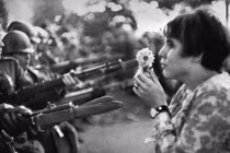 Bộ ảnh để đời về chiến tranh Việt Nam trên CNN (2)