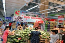 Siêu thị đồng loạt tham gia “giải cứu” dưa hấu, bí đỏ