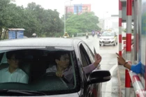 Được miễn 100% phí BOT cầu Bến Thủy, người dân phấn khởi 