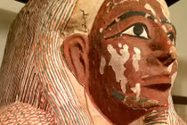 Trang trí kỳ lạ của chiếc quan tài Ai Cập cổ