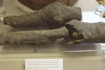 Giải mã bí ẩn xác ướp chân trong mộ nữ hoàng Nefertari