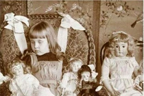 Lạnh gáy trào lưu chụp ảnh với người chết thời xưa