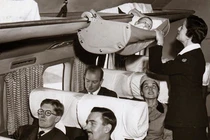 Loạt ảnh cực sốc hé lộ hành động điên rồ của người xưa 