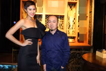 Những pha chụp hình “dìm hàng” khiến sao nam đỏ mặt