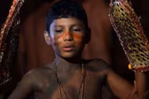 Tập tục rùng rợn khó tin của các bộ lạc thế giới