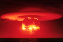 Những "đám mây hình nấm" ám ảnh nhân loại suốt 72 năm