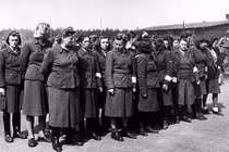 Sự thật kinh hoàng về nữ đồ tể phát xít Đức