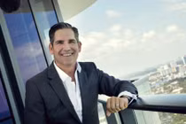 Grant Cardone: “Muốn thành triệu phú, hãy làm việc 14 giờ mỗi ngày“