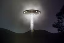 Sự thật kinh dị bị người ngoài hành tinh bắt cóc 3 lần