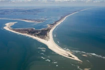 Bí ẩn hòn đảo bỗng dưng xuất hiện ở “Tam giác quỷ” Bermuda