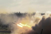 UAV Nga tấn công nửa đêm, Kiev và hàng loạt khu vực rung chuyển