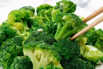 Những thực phẩm ăn sống bổ hơn nấu chín