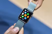 Apple Watch sản xuất đại trà từ tháng 1/2015