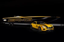 Thuyền siêu tốc USD Cigarette Racing mang vẻ đẹp Mercedes-AMG