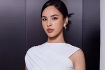 Nhan sắc của nữ MC 'Chuyển động 24h' sẽ dự thi Miss Charm 