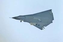 Tiêm kích J-50 đầy bí ẩn của Trung Quốc có gì đặc biệt?