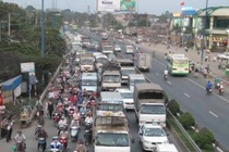 Quy định mới về thu phí đăng ký ô tô, xe máy