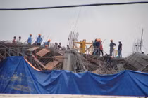 Trung tâm thương mai Lotte Mart Bình Dương đổ sập