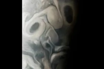 Vén màn bí ẩn sau gương mặt ma quái chụp được trên sao Mộc