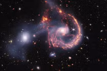 NASA công bố ảnh độc: Nụ cười ma quái từ vũ trụ