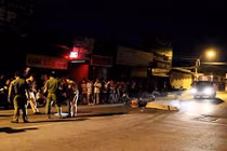 Tông vào xe tải, hai thanh niên thương vong