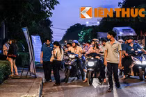 Nỗi lòng công nhân không về quê ăn Tết