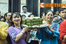 Hàng ngàn người dân Nam bộ tìm về Khu tưởng niệm các vua Hùng