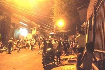 Truy bắt gã trai trẻ đâm chết cô gái 19 tuổi tại quán cơm