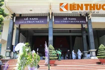 Hai “đại thụ” làng âm nhạc mất cùng ngày, đám tang cùng nơi