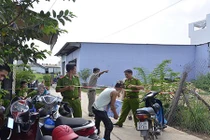 Sập gác lửng nhà xưởng tại TP HCM, nhiều người thương vong