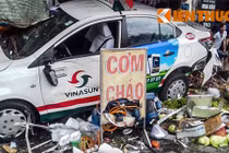 Taxi Vinasun gây tai nạn liên hoàn, 5 người nguy kịch