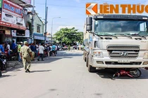 Bị xe ben cán qua người, đôi nam nữ chết thảm