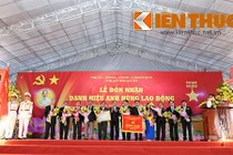 Thị xã Thuận An đón nhận danh hiệu AHLĐ