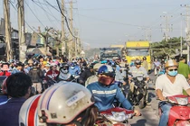 Nữ sinh lớp 11 chết thảm ngay trước mặt cha và em gái