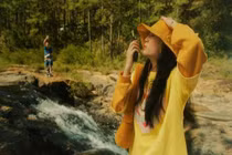 Linh Ngọc Đàm lộ cách trở thành “tiểu lí phi dao” trong MV mới