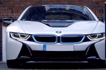 Soi cận cảnh BMW i8 đầu tiên trên thế giới