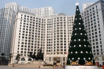 Cây thông Giáng sinh cao nhất Việt Nam của Vingroup