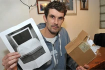 Bị lừa 300 bảng cho một tấm hình Macbook trên eBay