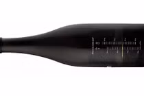 Chai đặc biệt giúp uống bia một cách hiệu quả nhất