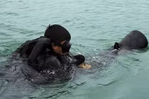 ​Trung Quốc khoe thử thành công robot chống người nhái Việt Nam