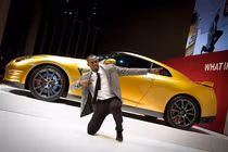 Siêu xe Nissan GT-R của người chạy nhanh nhất hành tinh