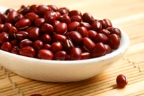 Da trắng, dáng đẹp với 12 loại hạt từ thiên nhiên