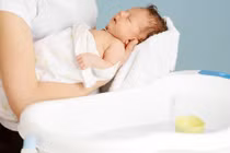 Nguyên tắc vệ sinh thân thể cho trẻ ngày lạnh