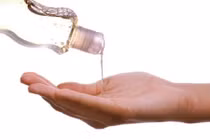 Những sản phẩm làm đẹp gây hại da mặt không ngờ